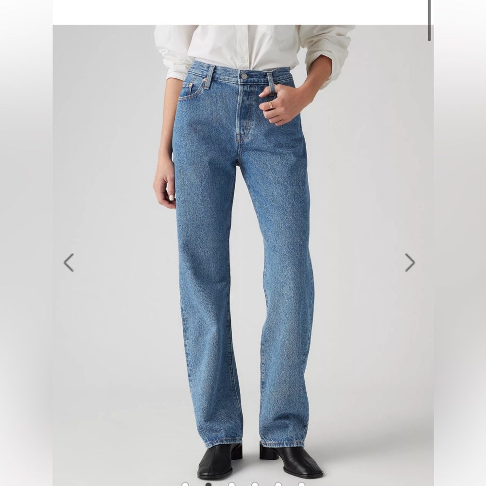 Levi's Women's Straight Leg Blue Jeans